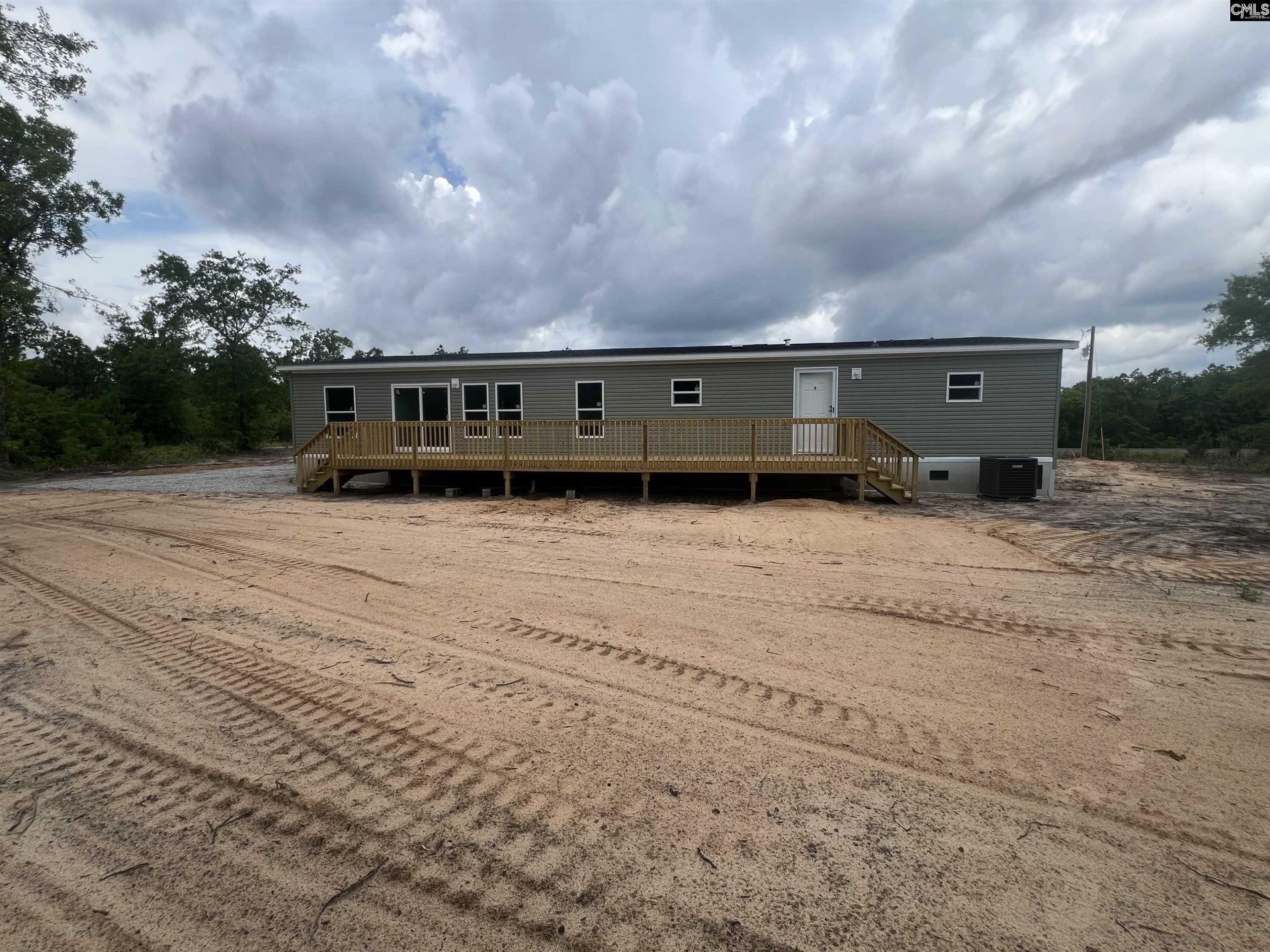 1090 Seivern Road  Photo 17
