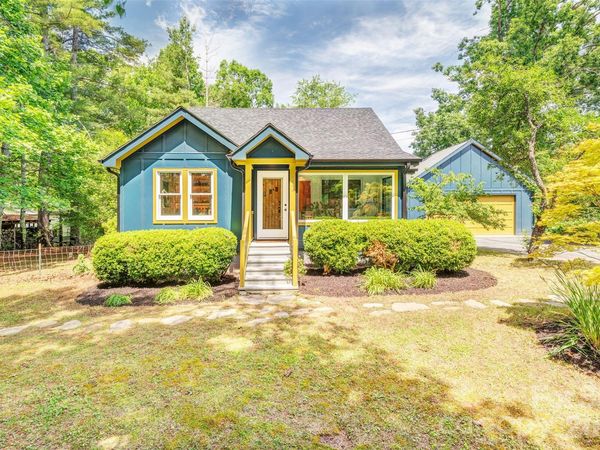 136 Graveyard Road, Fairview, NC 28730