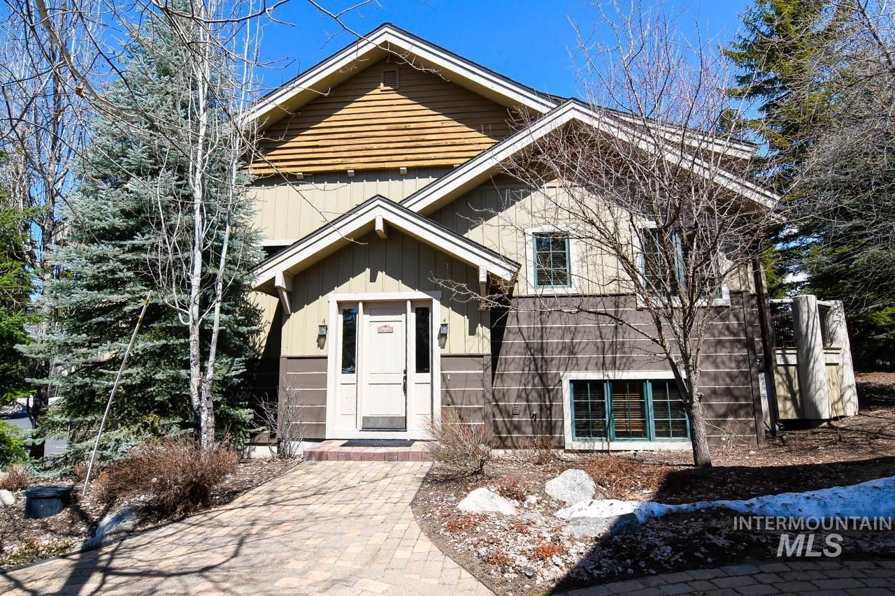 1379 Hearthstone Ct, Unit 15-H, McCall, ID 83638 Main Photo