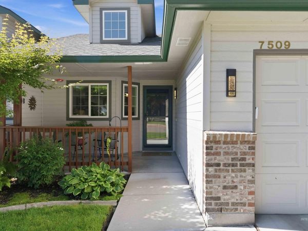 7509 W Iron Dr, Boise, ID 83704