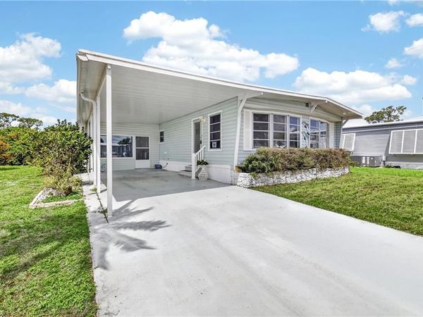 603 Pine Grove CT, NORTH FORT MYERS, FL 33917