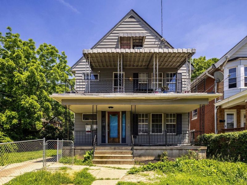 3414 Woodburn Avenue, Cincinnati, OH 45207 Photo 2