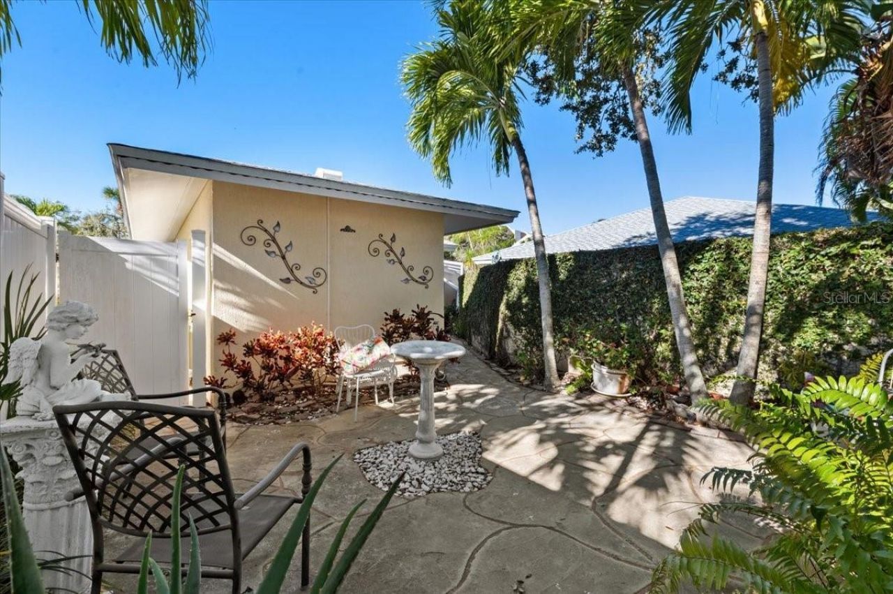 1387 Moonmist Drive , Unit G2, Sarasota, FL 34242 Photo