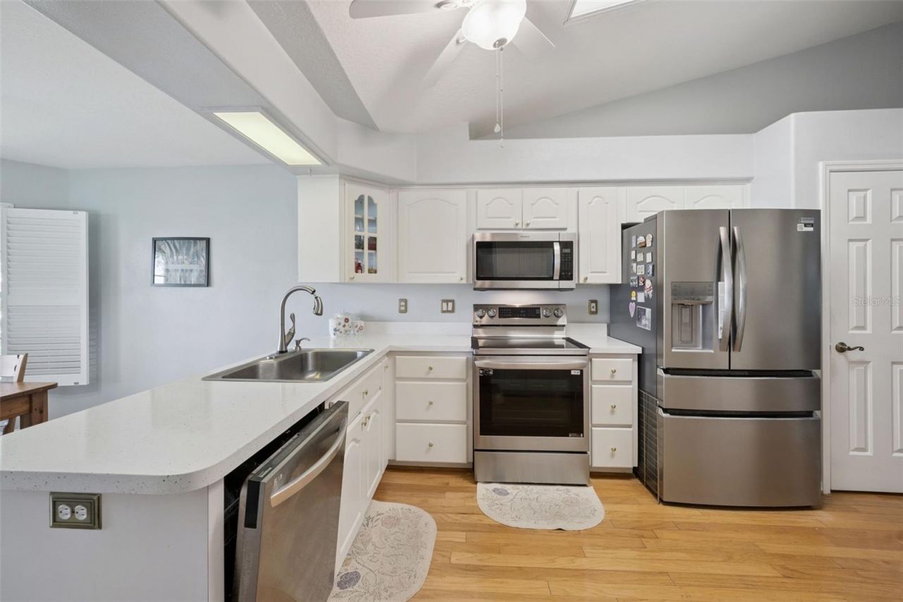 5825 Princess Caroline Place , Leesburg, FL 34748 Photo