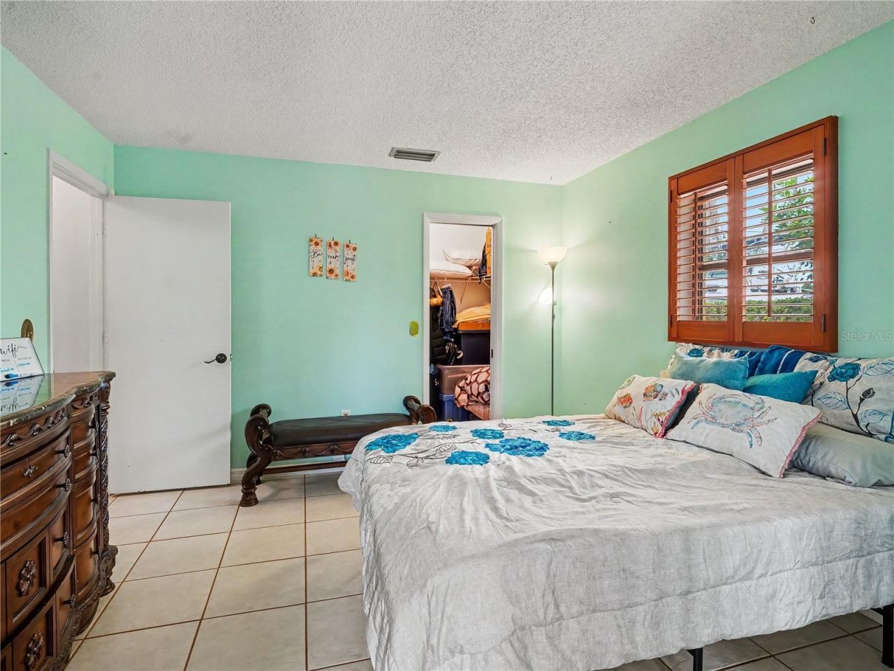 2320 Lake Shore Drive , Nokomis, FL 34275 Photo