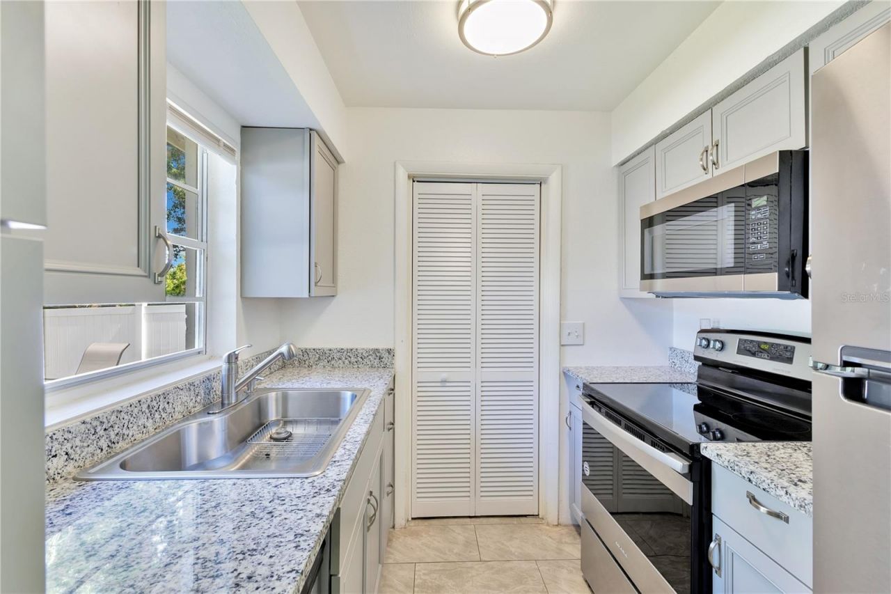 4 Channing Avenue , Orlando, FL 32811 Photo