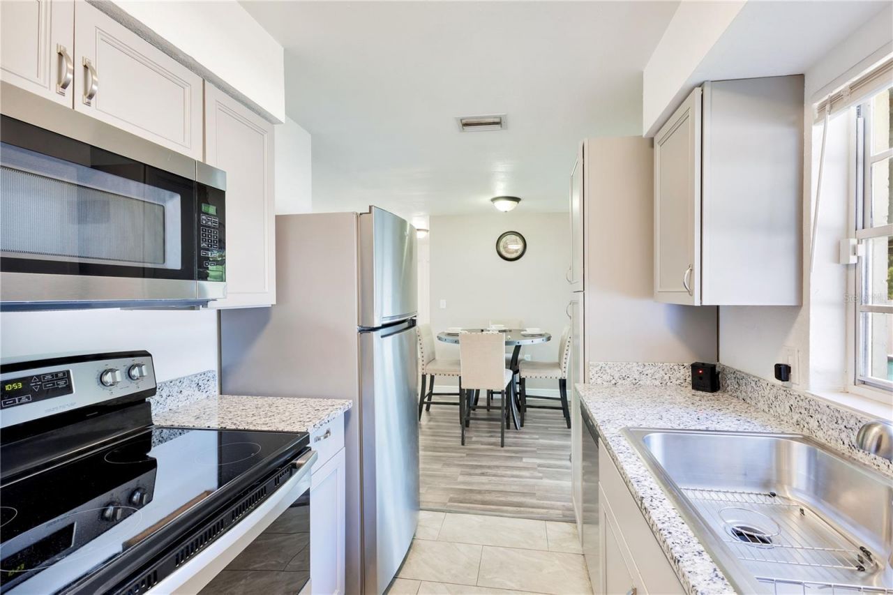 4 Channing Avenue , Orlando, FL 32811 Photo