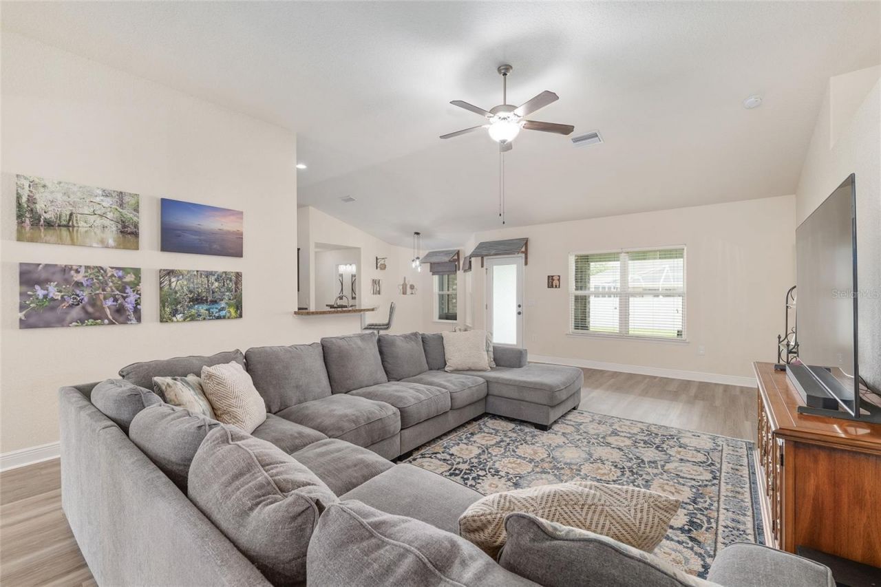 6746 SE 12th Place , Ocala, FL 34472 Photo