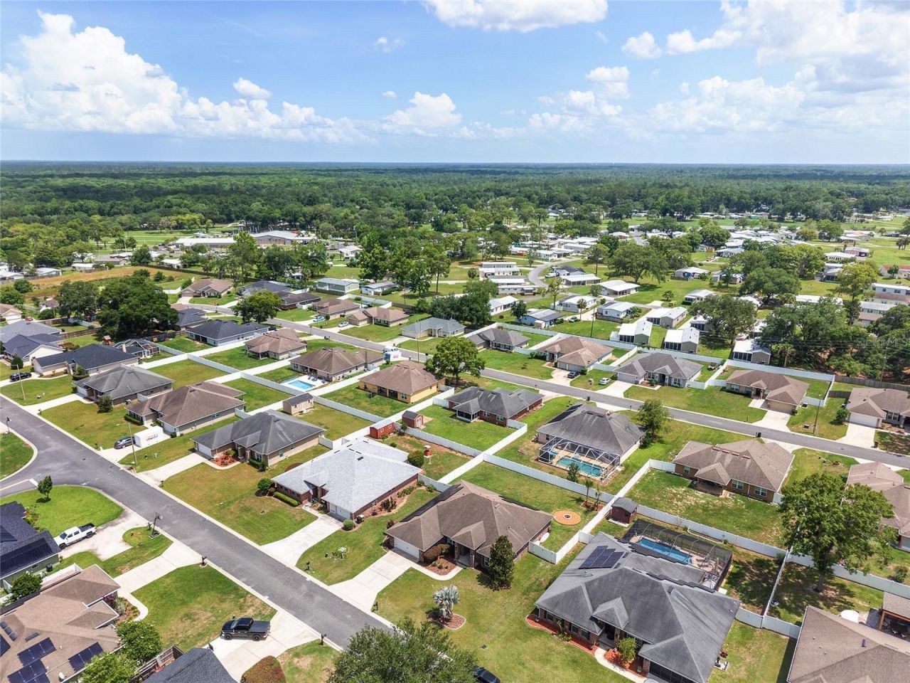 6746 SE 12th Place , Ocala, FL 34472 Photo