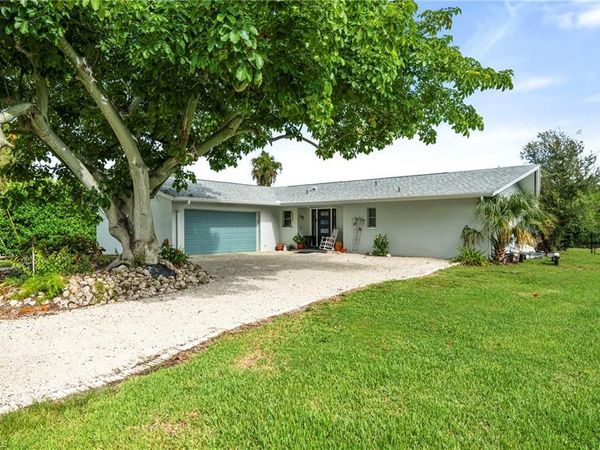 2271 Harbor RD , NAPLES, FL 34104