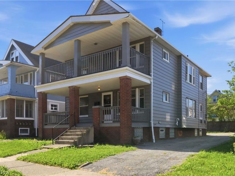 12812 Parkhill Avenue, Cleveland, OH 44120 Photo 3