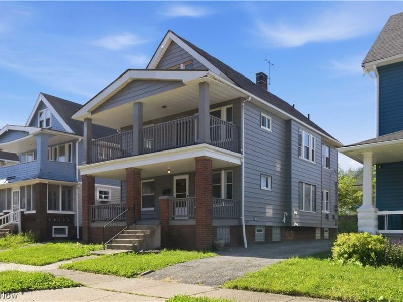 12812 Parkhill Avenue, Cleveland, OH 44120 Photo 4