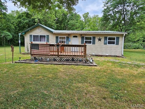 311 W. Third Street , Grandin, MO 63943