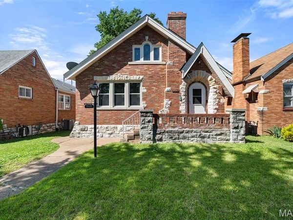 4320 Toenges Avenue , St Louis, MO 63116