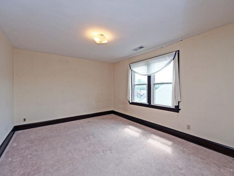 5929 Glenway Avenue, Cincinnati, OH 45238 Photo 42