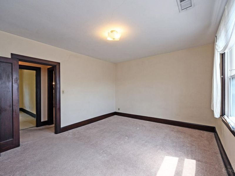 5929 Glenway Avenue, Cincinnati, OH 45238 Photo 43