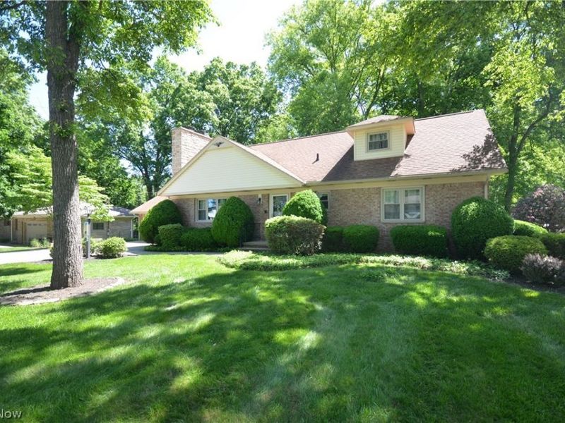 614 Fairwood Drive , Tallmadge, OH 44278 Photo 2