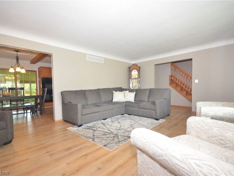 614 Fairwood Drive , Tallmadge, OH 44278 Photo 8
