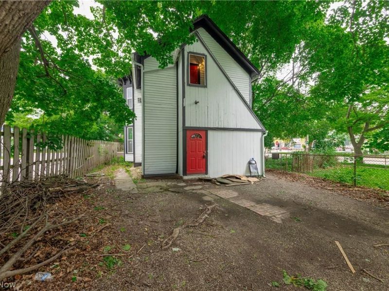 2055 W 65th Street, Cleveland, OH 44102 Photo 33