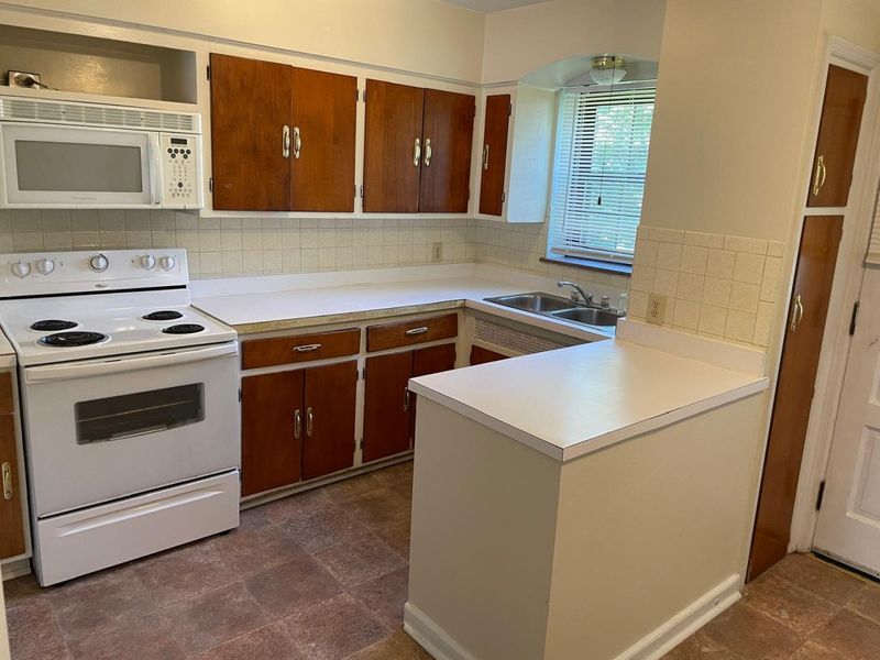 2838-2842 Sherwood Road , Columbus, OH 43209 Photo 15