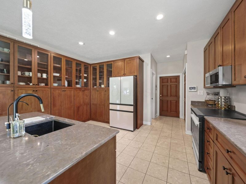 979 Vernon Heights Boulevard, Marion, OH 43302 Photo 11