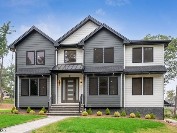 11 Eagles Nest Ter, West Milford, NJ 07480