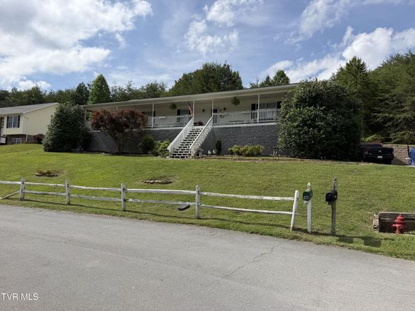 437 Neal Drive, Bluff City, TN 37618