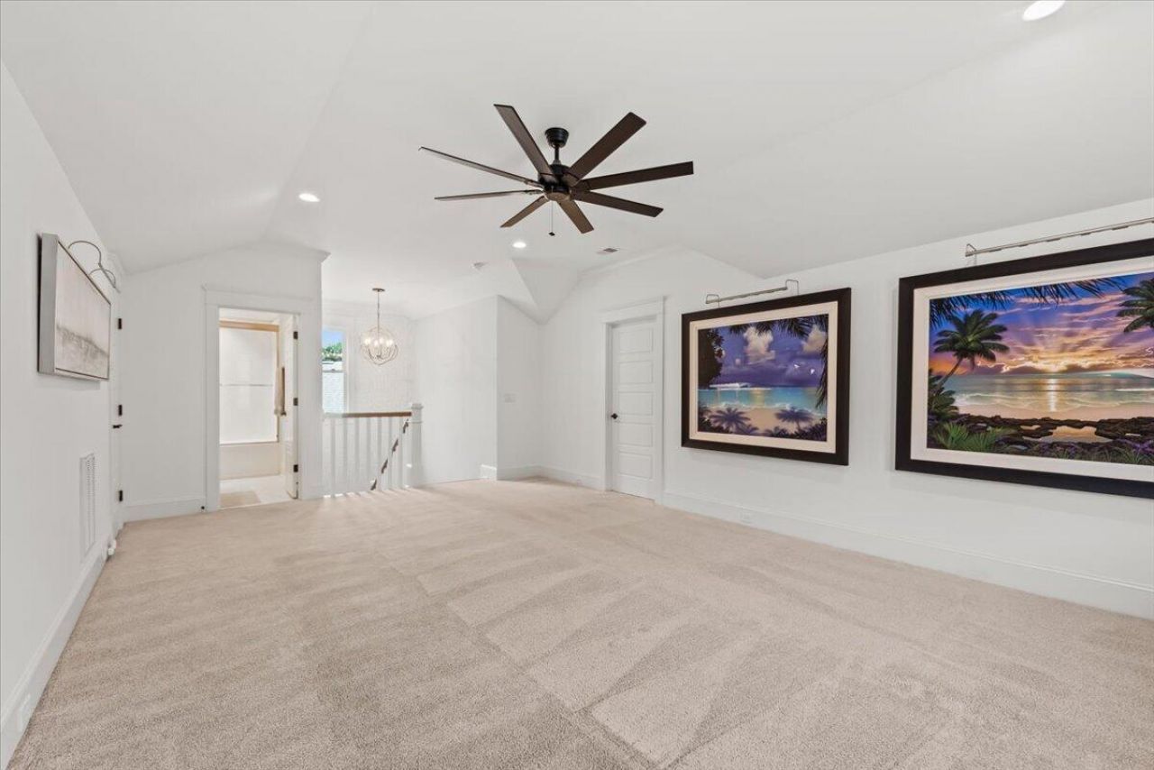 1483 Edgemoor Avenue Photo 81