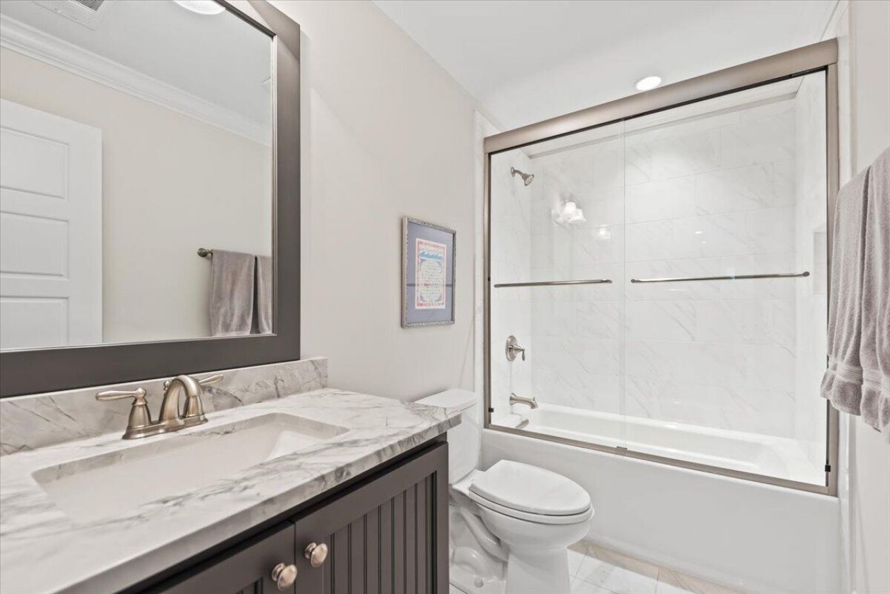 1483 Edgemoor Avenue Photo 84