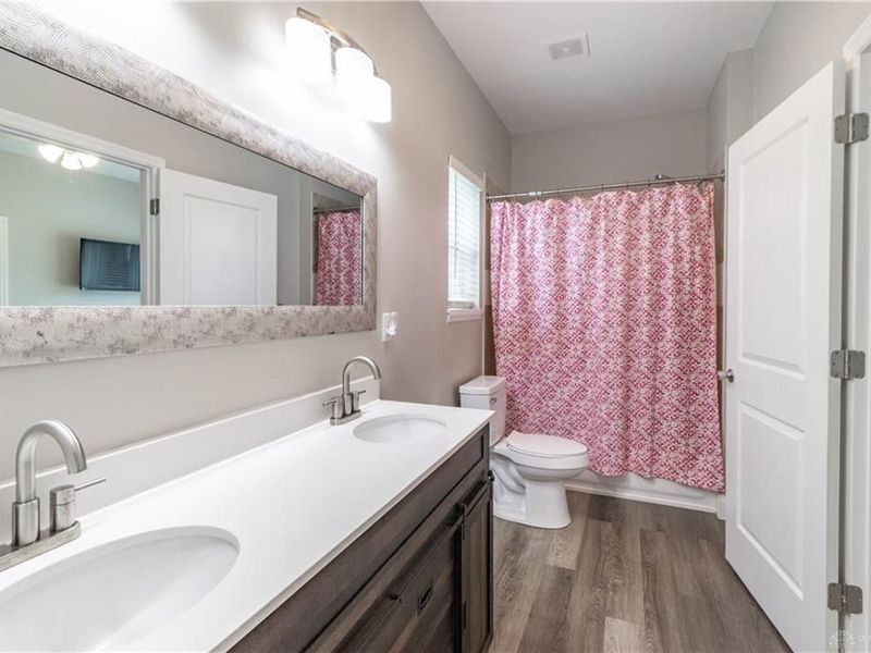 855 Sunrise Ridge Court, Hamilton Township, OH 45039 Photo 14