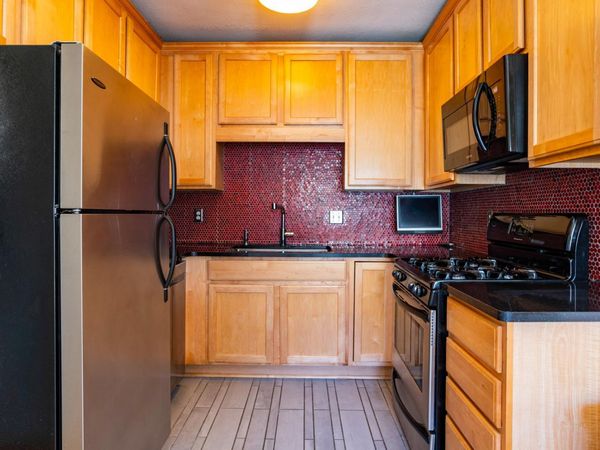 4415 Chowen Avenue S, Unit 201, Minneapolis, MN 55410