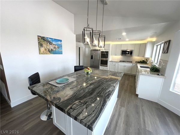 8500 Linderwood Drive , Las Vegas, NV 89134