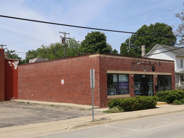 525 N Saginaw Street, Lapeer, MI 48446