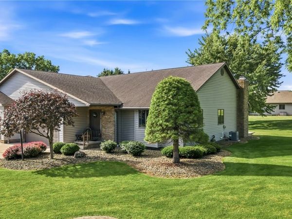 2160 Whispering Meadows, Warren, OH 44484