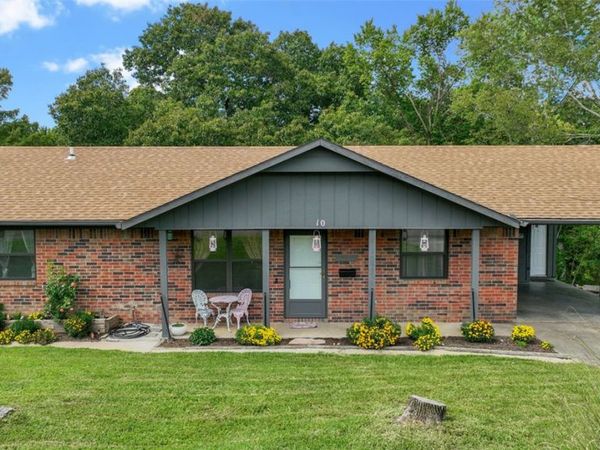 10 Dillow Lane , Bella Vista, AR 72714