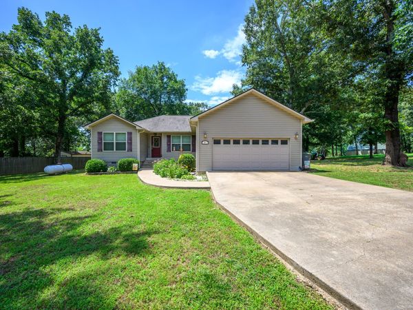6 Canterbury Circle, Batesville, AR 72501