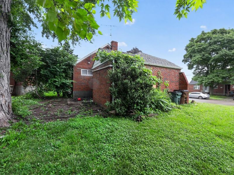1631 Joseph Court, North College Hill, OH 45231 Photo 10