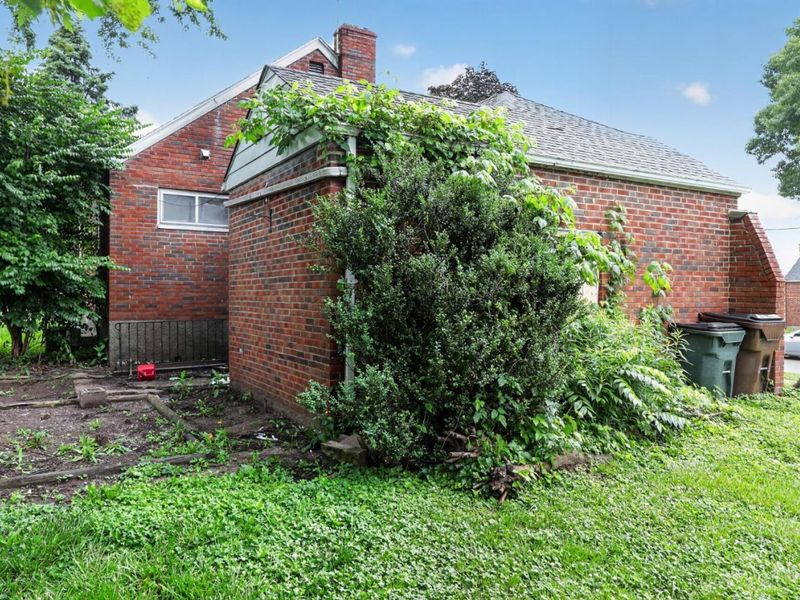 1631 Joseph Court, North College Hill, OH 45231 Photo 2