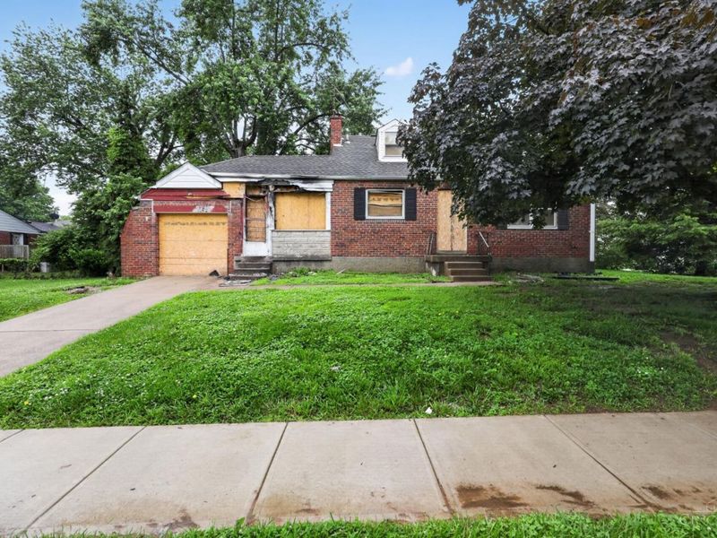 1631 Joseph Court, North College Hill, OH 45231 Photo 4