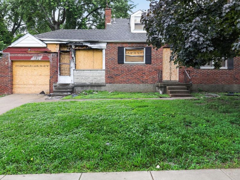 1631 Joseph Court, North College Hill, OH 45231 Photo 6