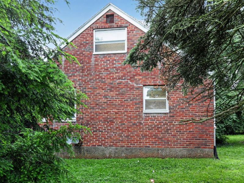 1631 Joseph Court, North College Hill, OH 45231 Photo 8