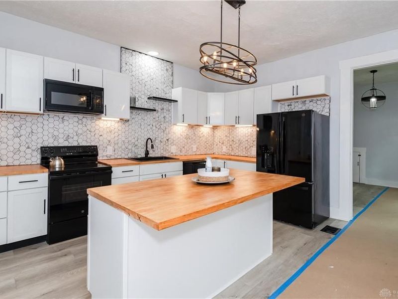 135 Drummer Avenue, Dayton, OH 45403 Photo 10