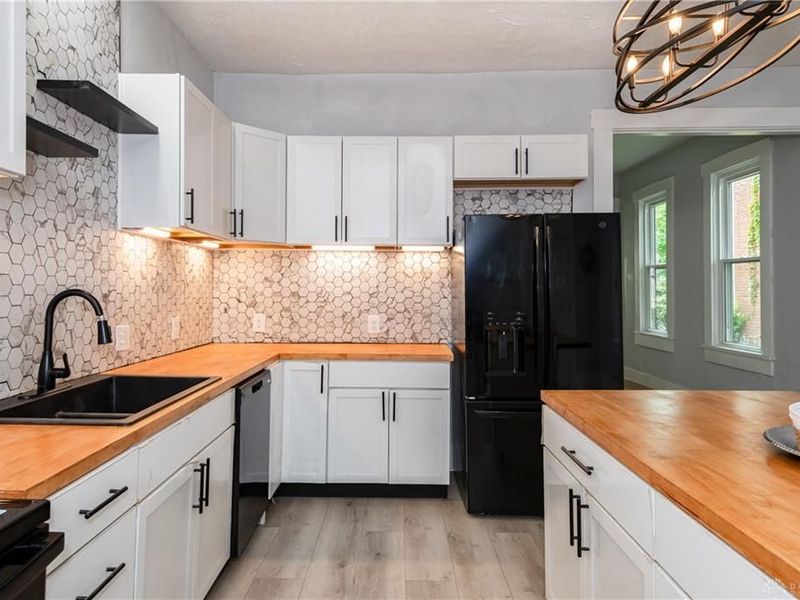 135 Drummer Avenue, Dayton, OH 45403 Photo 11