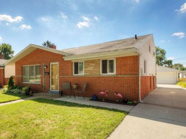 1322 ELLIOTT Avenue , Madison Heights, MI 48071