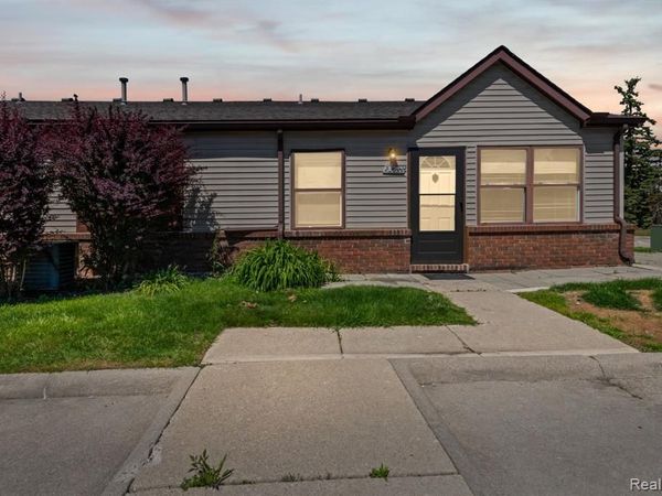 23622 Cottrell Street, Clinton Twp, MI 48035