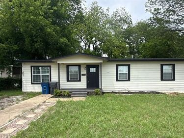 3155 E Ledbetter Drive , Dallas, TX 75216