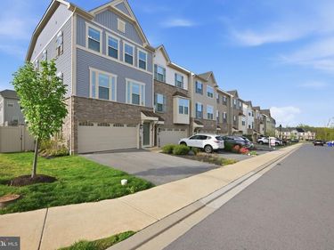 5912 PECKING STONE STREET , NEW MARKET, MD 21774