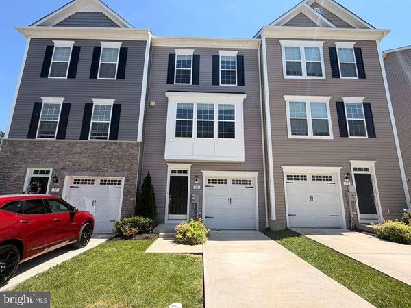 33 CHESTER COURT , MIDDLETOWN, MD 21769