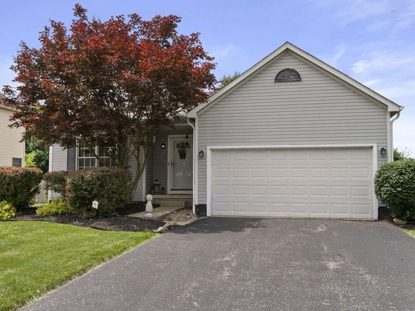 542 Scioto Meadows Boulevard , Grove City, OH 43123