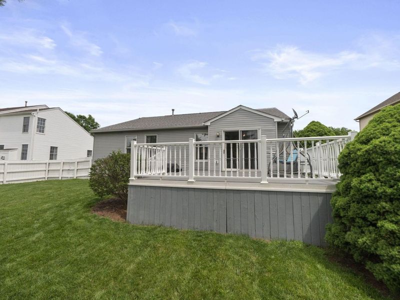 542 Scioto Meadows Boulevard, Grove City, OH 43123 Photo 45
